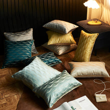 将图片加载到图库查看器,Light luxury three-dimensional geometric jacquard yarn-dyed gold silk pillowcase