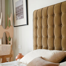 将图片加载到图库查看器,Nordic retro master bedroom vintage soft bed