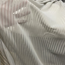 Cargar imagen en el visor de la galería, White gauze curtain light opaque chiffon yarn