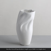 将图片加载到图库查看器,Nordic ins style simple ceramic small vase ornament
