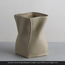 将图片加载到图库查看器,Nordic ins style simple ceramic small vase ornament