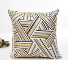 Cargar imagen en el visor de la galería, Black, white and gold super soft bronzing new pillowcase