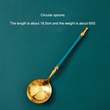 Carregar imagem no visualizador da galeria, Malachite Green 304 Stainless Steel Western Steak Cutlery Set