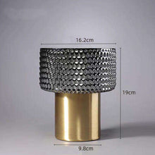 Carregar imagem no visualizador da galeria, Light luxury simulation floral flower mirror tray vase set