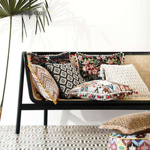 Carregar imagem no visualizador da galeria, Kilim Ethnic style Moroccan embroidery unique floral pillowcase