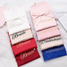 Carregar imagem no visualizador da galeria, Silk nightgown ladies lace up bride/bridesmaid nightdress