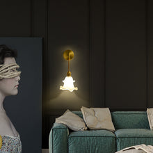 Carregar imagem no visualizador da galeria, Modern minimalist Living/ Bedroom copper glass wall lamp