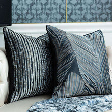 Carregar imagem no visualizador da galeria, BLACK WHITE STRIPED NORDIC STYLE LEOPARD PILLOWCASE