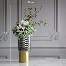 Carregar imagem no visualizador da galeria, Light luxury simulation floral flower mirror tray vase set