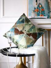 Carregar imagem no visualizador da galeria, Dark green satin jacquard pillowcase