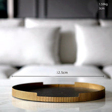 将图片加载到图库查看器,Modern and simple dark green glass vase simulation floral set