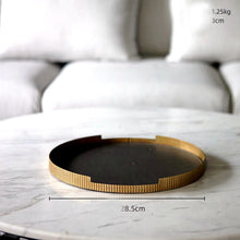 将图片加载到图库查看器,Modern and simple dark green glass vase simulation floral set