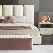 Carregar imagem no visualizador da galeria, Italian postmodern light luxury villa high-end bed
