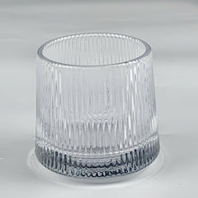 将图片加载到图库查看器，Whiskey Creative Bar Rotating Wine Glass Thickened Tumbler Water Cup
