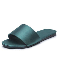 Cargar imagen en el visor de la galería, Bride and bridesmaid silk satin soft pure color simple Slippers
