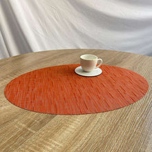 Carregar imagem no visualizador da galeria, PVC oval placemat American stylish table mat
