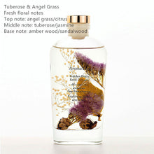 Carregar imagem no visualizador da galeria, Preserved flowers and plant scented home fragrance 170ML
