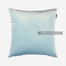 Cargar imagen en el visor de la galería, Velvet simple pure color pillow cushion pillowcase
