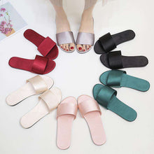 Cargar imagen en el visor de la galería, Bride and bridesmaid silk satin soft pure color simple Slippers
