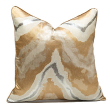 Carregar imagem no visualizador da galeria, MODERN SIMPLICITY CHAMPAGNE GOLD PILLOWCASE CUSHION
