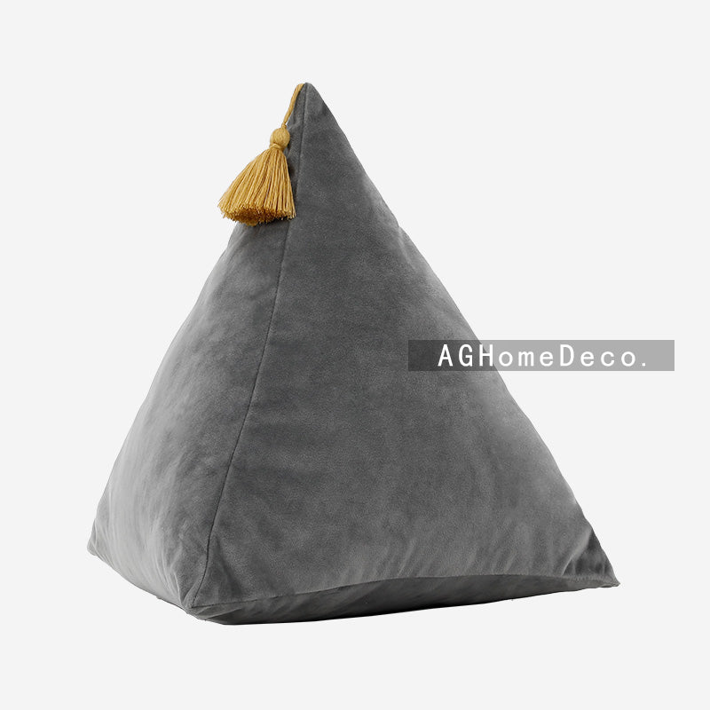 Triangular Pyramid Triangle Three-dimensional Heterosexual Velvet Pillow