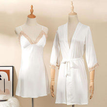 Carregar imagem no visualizador da galeria, Two-piece sexy classic silk nightgown &amp;nightdress
