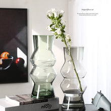 Carregar imagem no visualizador da galeria, Glass vase modern minimalist home decoration ornaments
