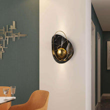 Carregar imagem no visualizador da galeria, Light luxury creative shell decoration wall lamp
