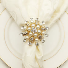 将图片加载到图库查看器，Christmas Snowflake Napkin Pearl Flower Napkin Ring
