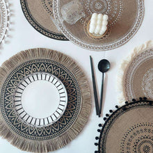 Cargar imagen en el visor de la galería, Nordic woven cotton and linen insulation placemat
