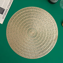 Carregar imagem no visualizador da galeria, PVC hollow non-slip decorative soft table placemat
