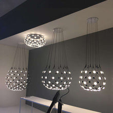 将图片加载到图库查看器，Black and white chess pieces modern creative chandelier
