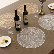 Carregar imagem no visualizador da galeria, PVC bronzing leaves hollow ed out heat insulation table mat
