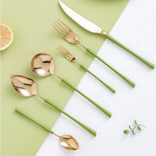 Charger l&#39;image dans la galerie, Avocado Green Nordic Stainless Steel Steak Cutlery
