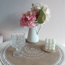 Carregar imagem no visualizador da galeria, Nordic woven cotton and linen insulation placemat
