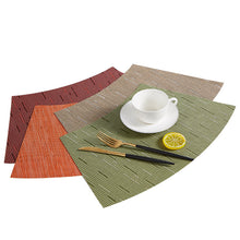 Cargar imagen en el visor de la galería, Pvc fan-shaped dining table mat curved heat insulation pad
