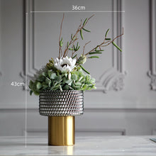 Carregar imagem no visualizador da galeria, Light luxury simulation floral flower mirror tray vase set
