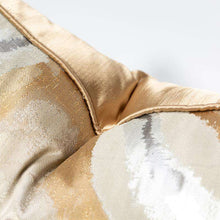 Carregar imagem no visualizador da galeria, MODERN SIMPLICITY CHAMPAGNE GOLD PILLOWCASE CUSHION
