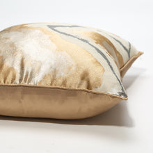 将图片加载到图库查看器，MODERN SIMPLICITY CHAMPAGNE GOLD PILLOWCASE CUSHION
