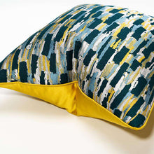 Cargar imagen en el visor de la galería, RETRO STYLE UPGRADE EMBROIDERY LATTIC CUSHION PILLOW CASE
