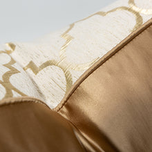 Carregar imagem no visualizador da galeria, LIGHT LUXURY CUSHION DIAMOND GOLDEN PILLOWCASE
