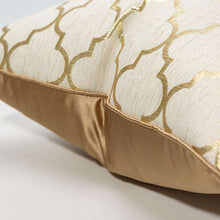 Cargar imagen en el visor de la galería, LIGHT LUXURY CUSHION DIAMOND GOLDEN PILLOWCASE
