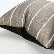 Cargar imagen en el visor de la galería, BLACK GOLDEN LEAF PATTERN SIMPLICITY PILLOWCASE
