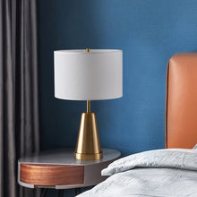 Charger l&#39;image dans la galerie, Modern minimalist bedroom creative bedside table lamp
