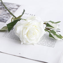 Cargar imagen en el visor de la galería, One flower and two buds feel moisturizing simulation rose home decoration
