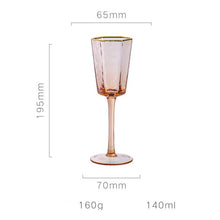 Cargar imagen en el visor de la galería, Nordic gold rim hammered champagne red wine glass set
