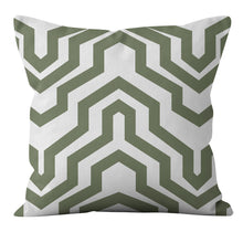 Cargar imagen en el visor de la galería, Green geometric pillowcase Nordic minimalist short plush pillowcase
