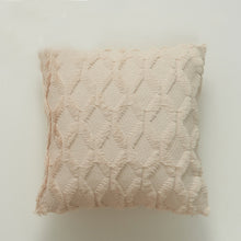 Cargar imagen en el visor de la galería, Diamond plush lumbar pillowcase
