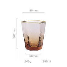 Cargar imagen en el visor de la galería, Nordic gold rim hammered champagne red wine glass set
