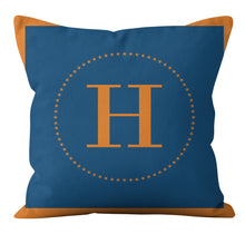 Cargar imagen en el visor de la galería, Simple pillowcase European fashion style pillow
